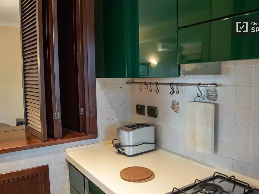 Immagine 16 di Appartamento in affitto  in Via Manfredi Azzarita a Roma