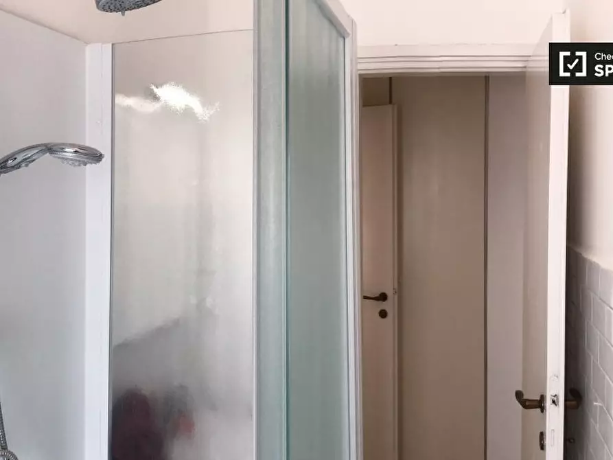 Immagine 13 di Camera condivisa in affitto  in Piazzale Lugano a Milano