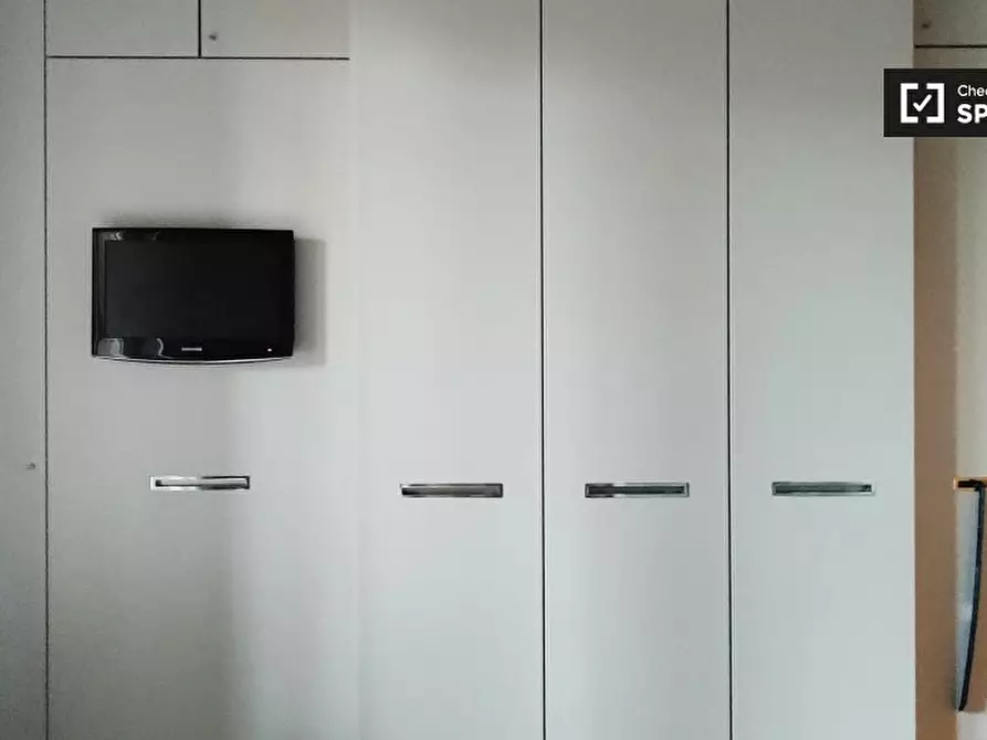 Immagine 12 di Camera condivisa in affitto  in Via Cristoforo Colombo a Carate Brianza