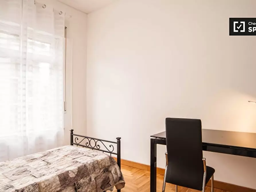 Immagine 2 di Camera condivisa in affitto  in Via Giorgio Morpurgo, 00136 Roma RM, Italy a Roma