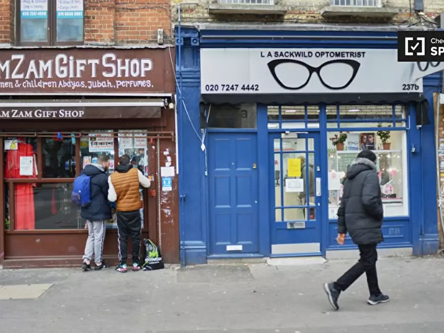 Immagine 8 di Camera condivisa in affitto  in a Whitechapel Rd a Poplar