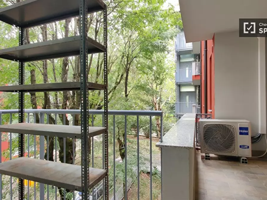 Immagine 9 di Camera condivisa in affitto  in via Barzoni a Milano