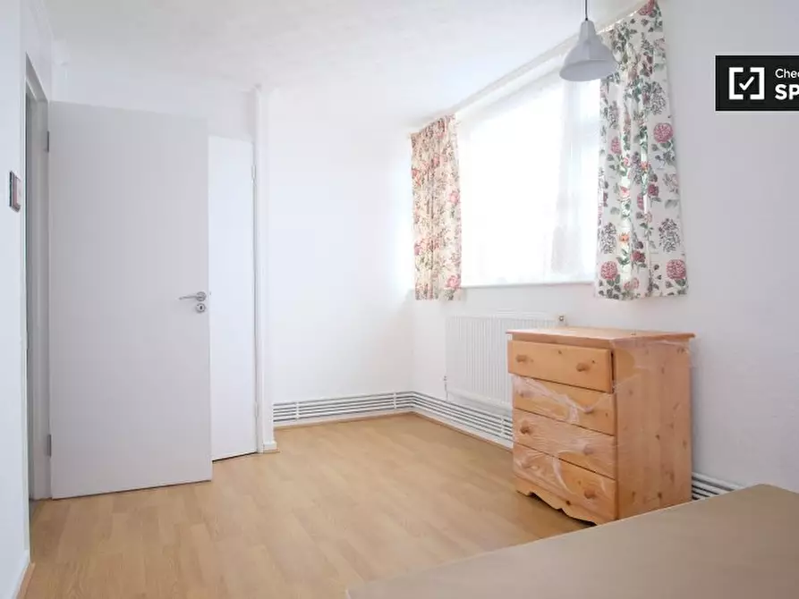 Immagine 2 di Camera condivisa in affitto  in Ballance Rd a Hackney