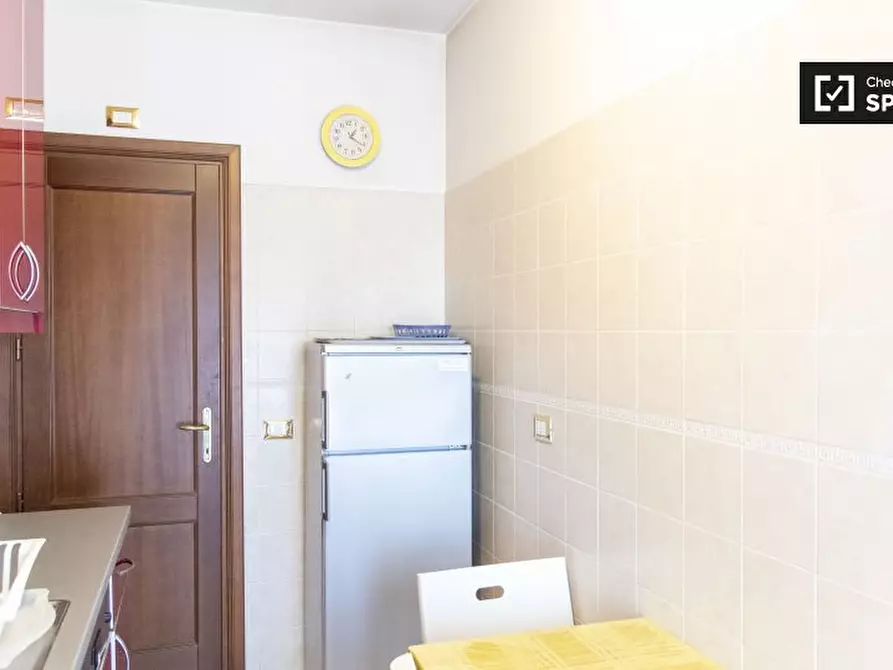 Immagine 12 di Camera condivisa in affitto  in Via Giuseppe Gregoraci a Roma