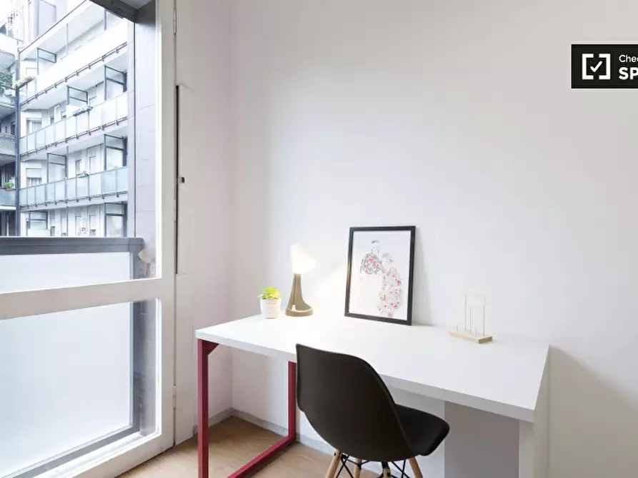 Immagine 3 di Camera condivisa in affitto  in Via Leopoldo Cicognara a Milano