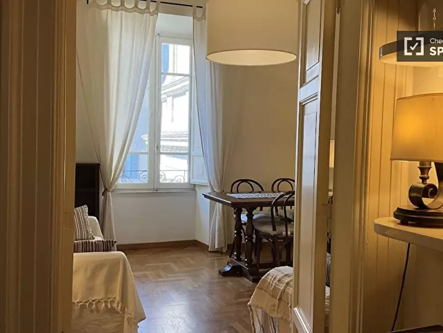 Immagine 14 di Appartamento in affitto  in Via di Sant'Andrea delle Fratte a Roma