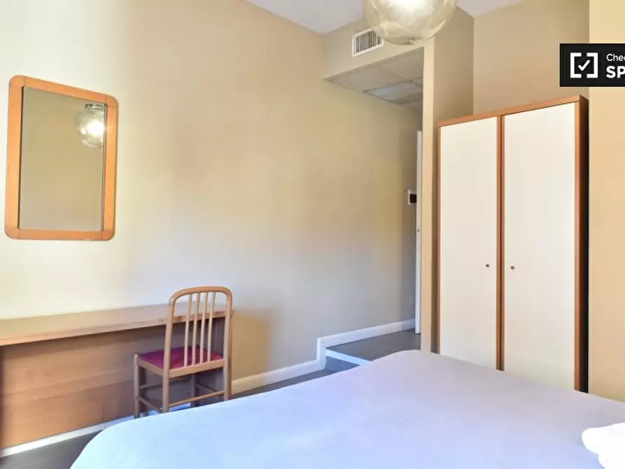 Immagine 2 di Camera condivisa in affitto  in Viale Opita Oppio, 00174 Roma RM, Italy a Roma