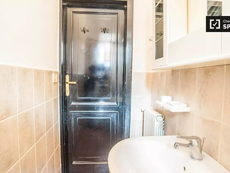 Immagine 4 di Appartamento in affitto  in Via Principe Amedeo a Roma