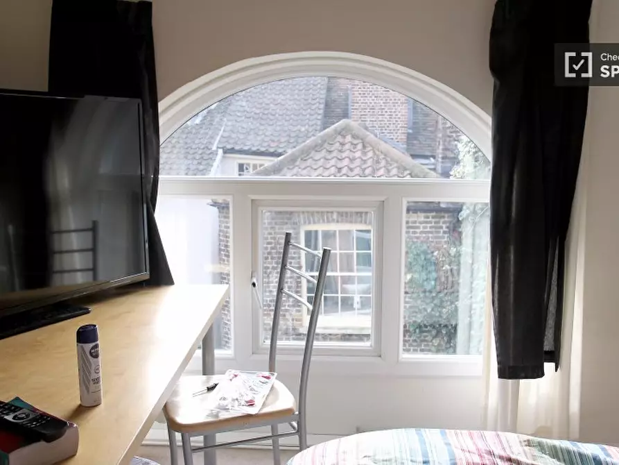 Immagine 1 di Camera condivisa in affitto  in Fendall Street a Camberwell