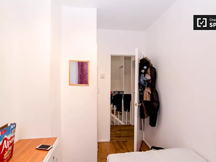 Immagine 2 di Camera condivisa in affitto  in Tildesley Road a Wandsworth