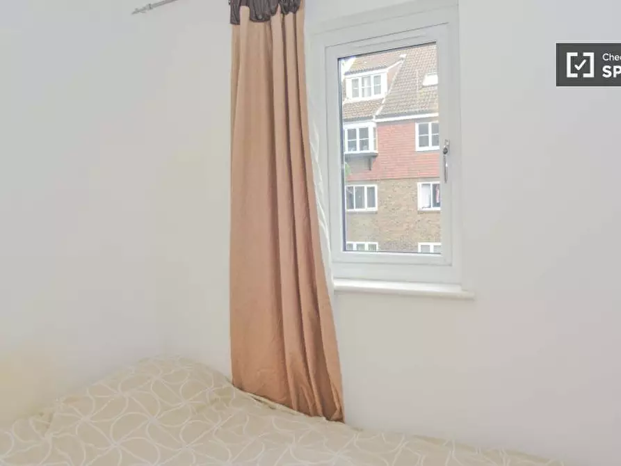 Immagine 14 di Appartamento in affitto  in Bowers Walk a East Ham