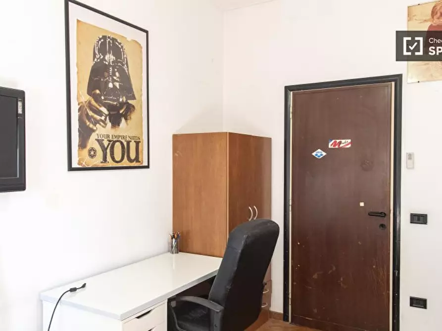 Immagine 5 di Camera condivisa in affitto  in Lungotevere di Pietra Papa a Roma