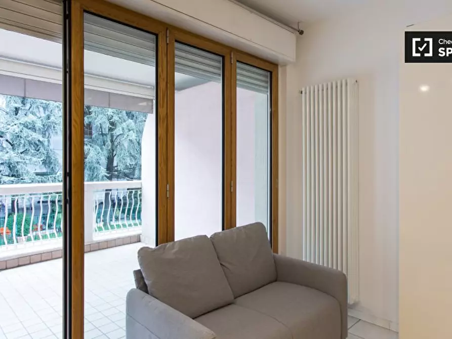 Immagine 10 di Ufficio in affitto  in Via Carlo Valvassori Peroni a Milano