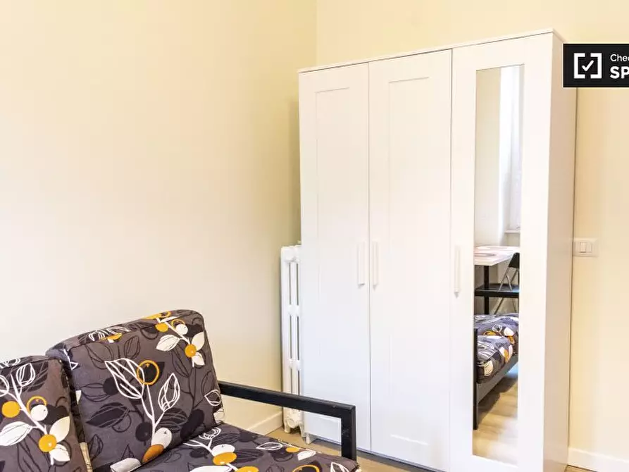 Immagine 8 di Camera condivisa in affitto  in Via Fara Sabina a Roma