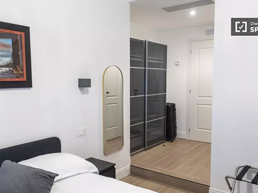 Immagine 8 di Camera condivisa in affitto  in Via Innocenzo XI a Roma