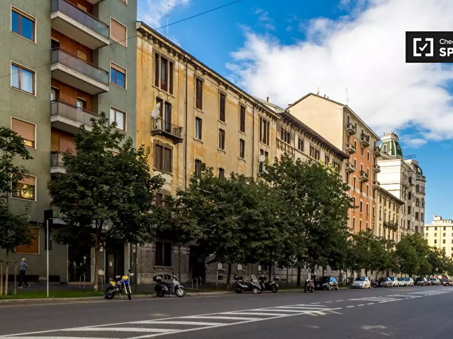 Immagine 15 di Ufficio in affitto  in Viale Washington a Milano