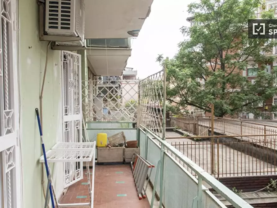 Immagine 13 di Camera condivisa in affitto  in Via di Torrevecchia a Roma