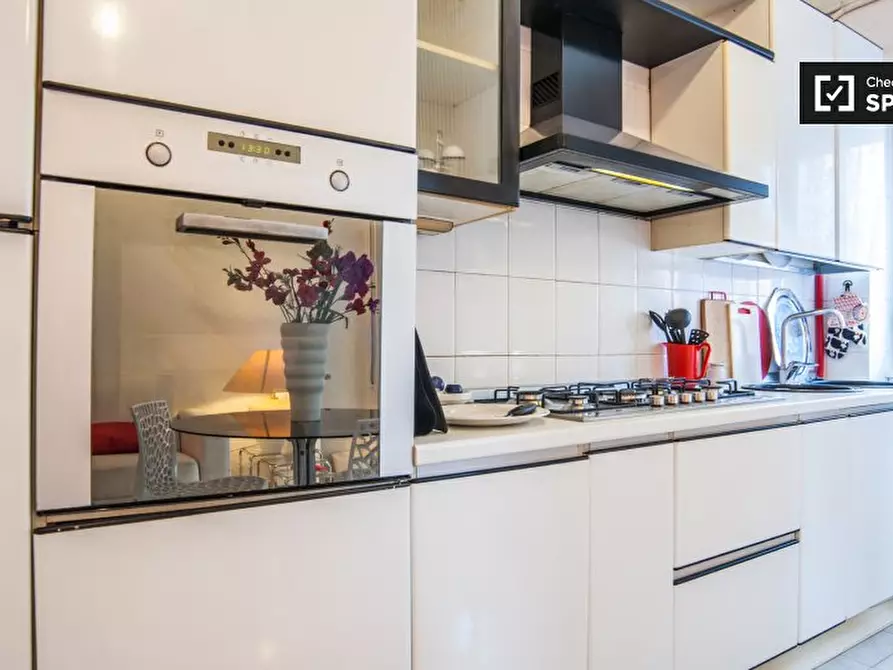 Immagine 9 di Camera condivisa in affitto  in Via Pietro Romano, 00169 Roma RM, Italy a Roma