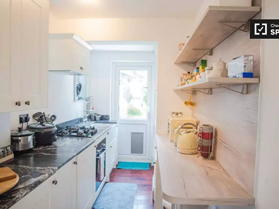 Immagine 13 di Appartamento in affitto  in Jevington Way a Greenwich