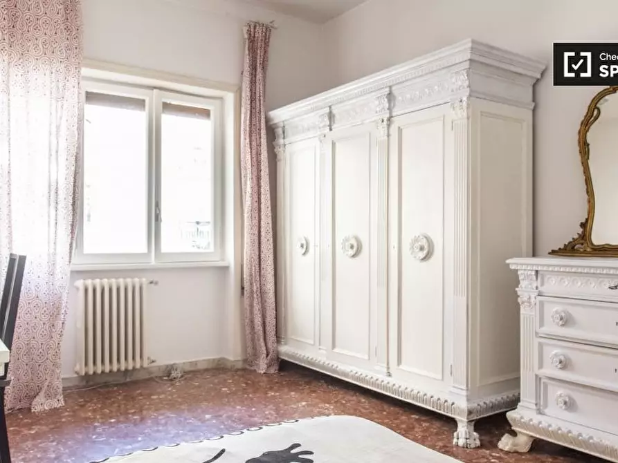 Immagine 2 di Camera condivisa in affitto  in Via Aurelia a Roma