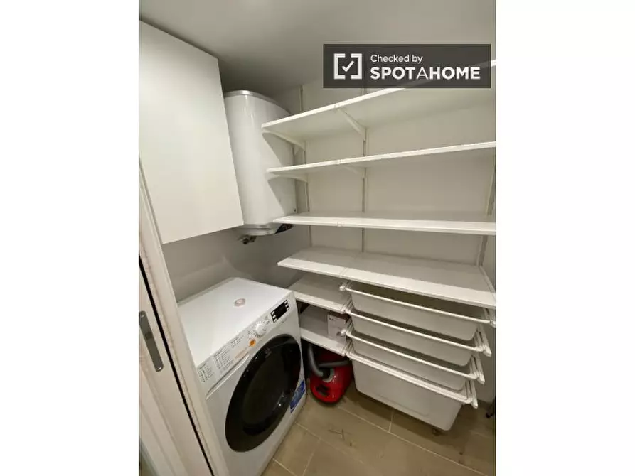 Immagine 8 di Ufficio in affitto  in Viale Bligny a Milano