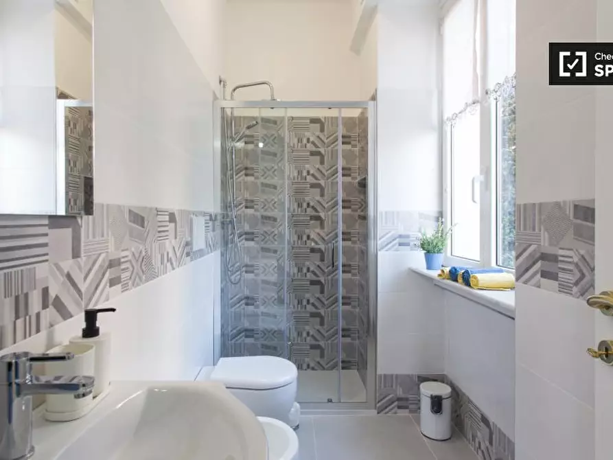 Immagine 6 di Camera condivisa in affitto  in Via Domenico Veneziano a Milano