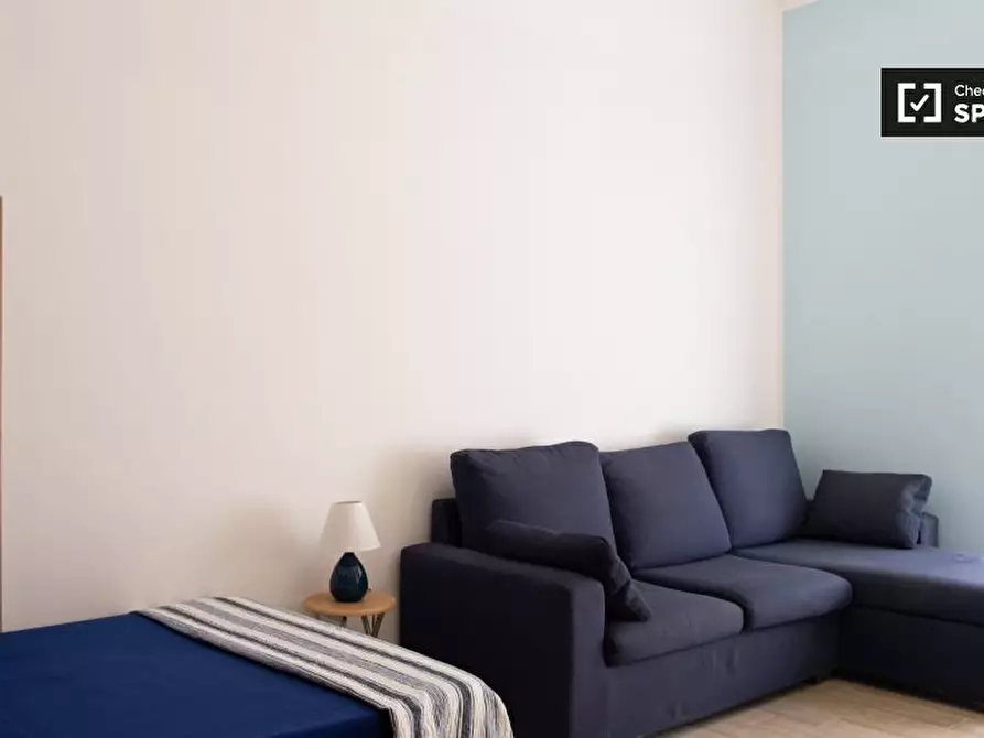 Immagine 18 di Camera condivisa in affitto  in Via dei Campani, 00185 Roma RM, Italy a Roma