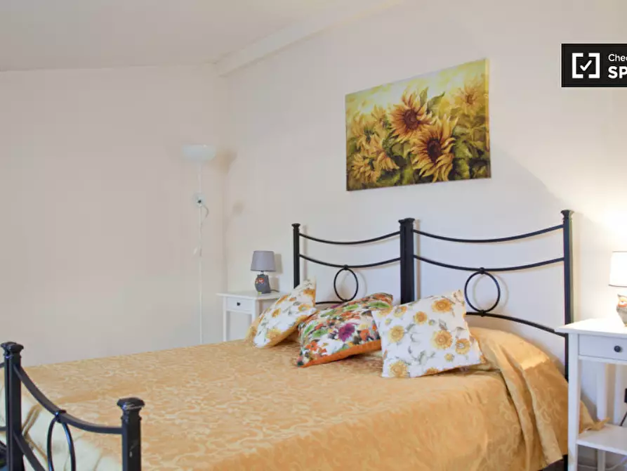 Immagine 2 di Camera condivisa in affitto  in Via Giulio Galli a Roma