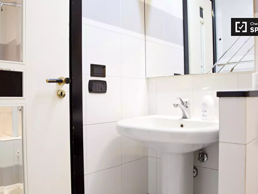 Immagine 16 di Appartamento in affitto  in Via Filippo Foti a Roma