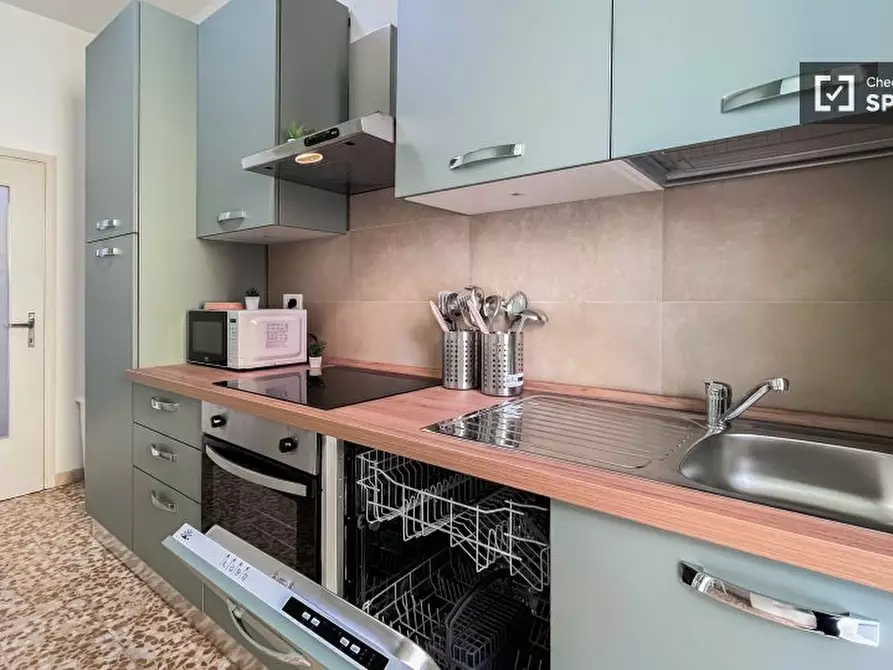 Immagine 12 di Camera condivisa in affitto  in Via Monte Sabotino a Cinisello Balsamo