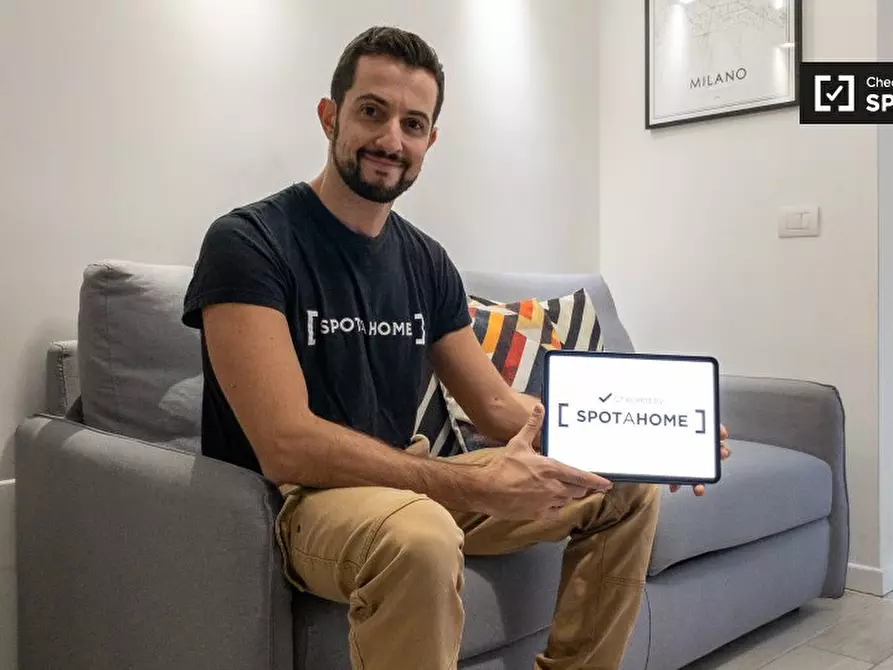 Immagine 5 di Appartamento in affitto  in Via Rovigno a Milano