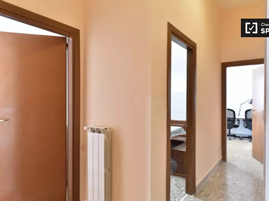 Immagine 14 di Camera condivisa in affitto  in Via dei Platani, 00172 Roma RM, Italy a Roma