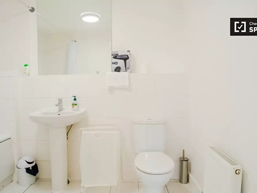 Immagine 15 di Camera condivisa in affitto  in Unit a Poplar