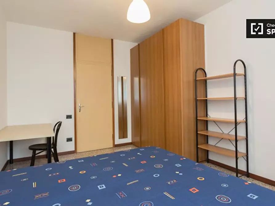 Immagine 5 di Camera condivisa in affitto  in Via Viterbo a Milano