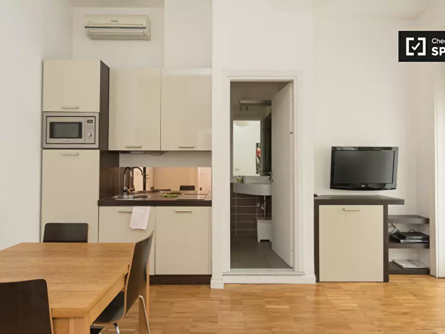 Immagine 2 di Appartamento in affitto  in Via Giovanni Battista Pergolesi a Milano