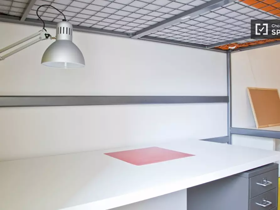 Immagine 2 di Camera condivisa in affitto  in Viale Libia a Roma