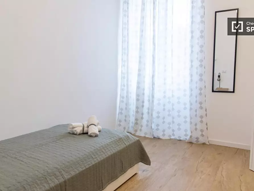 Immagine 2 di Camera condivisa in affitto  in Via Crema a Roma
