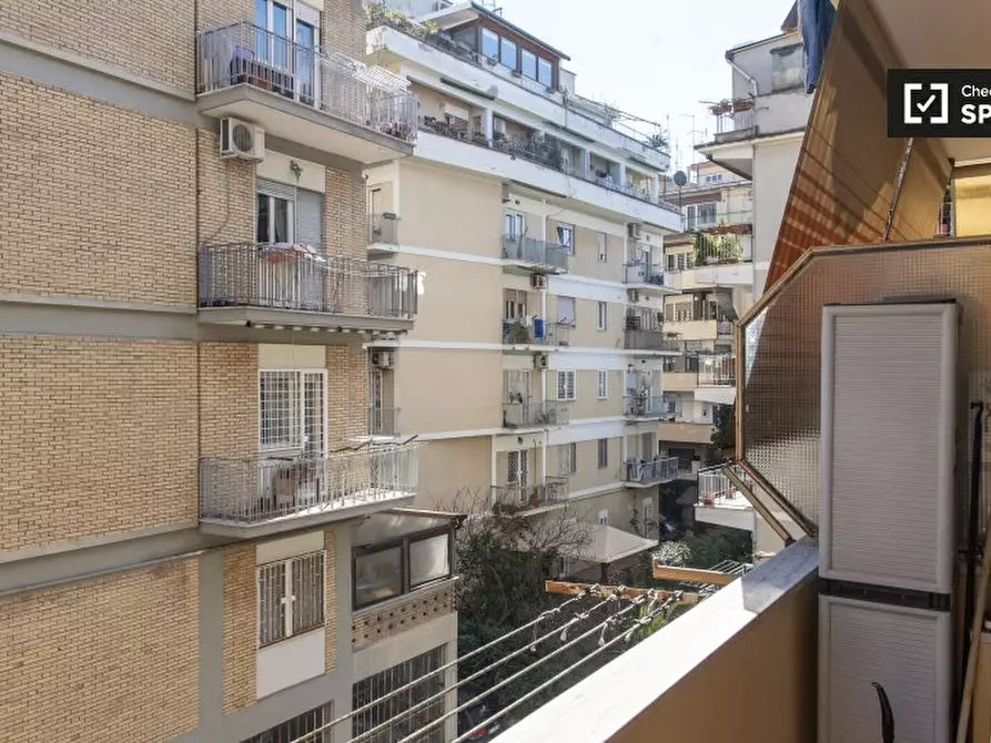 Immagine 17 di Appartamento in affitto  in Via Giovanni De Calvi a Roma