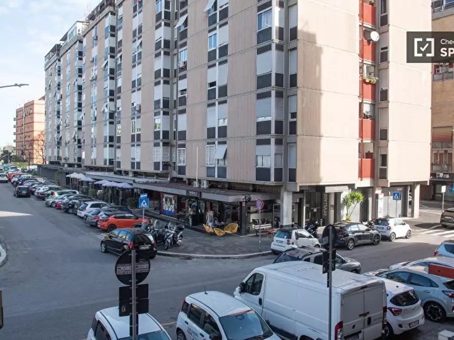 Immagine 6 di Appartamento in affitto  in Via degli Ortaggi a Roma