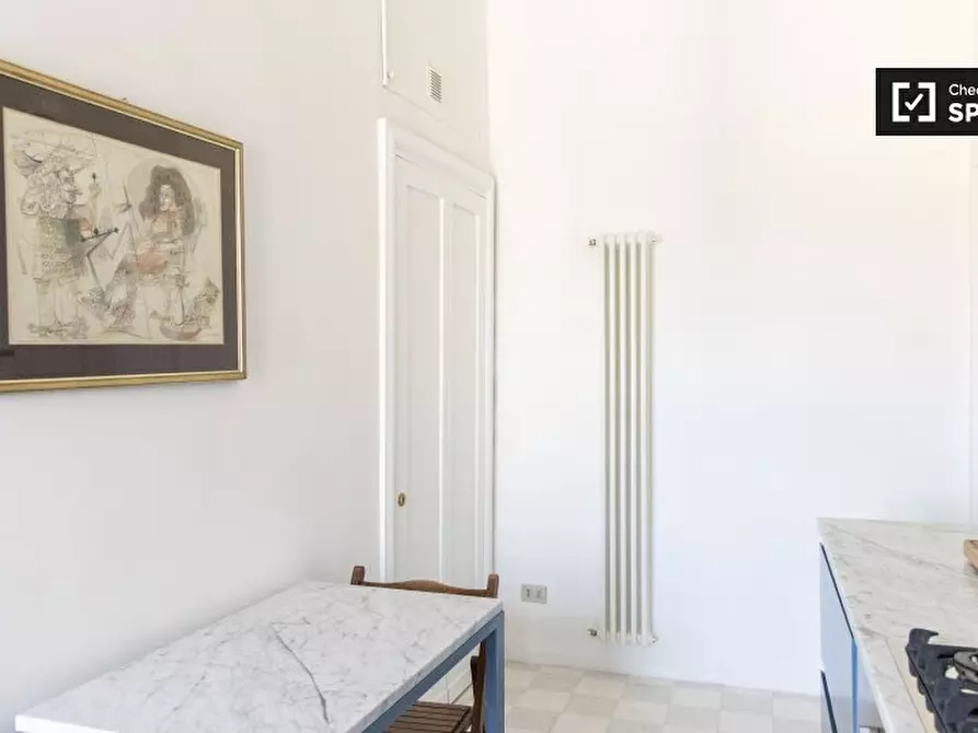 Immagine 11 di Appartamento in affitto  in Viale Giulio Cesare a Roma