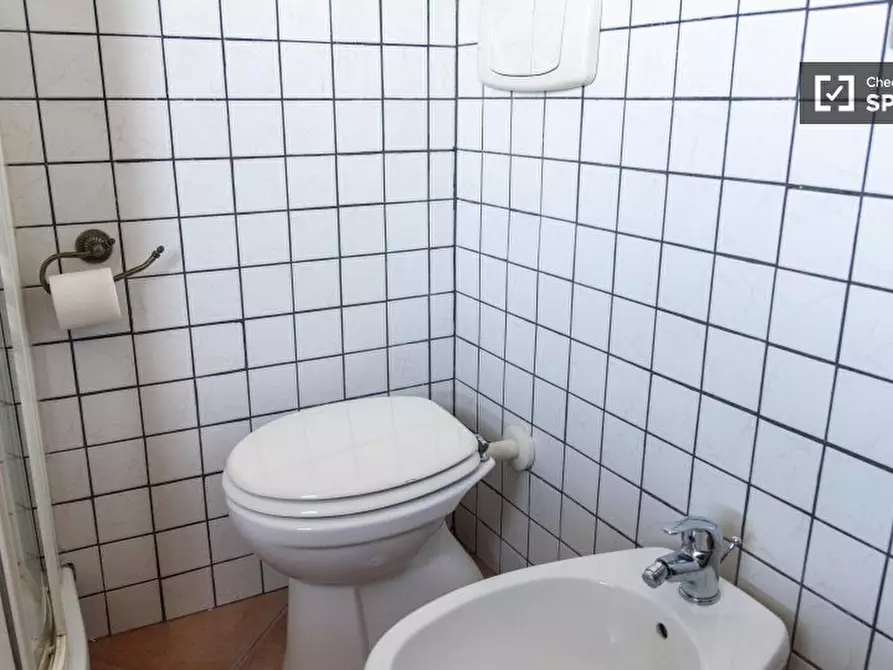 Immagine 13 di Camera condivisa in affitto  in Via Padre Semeria a Roma