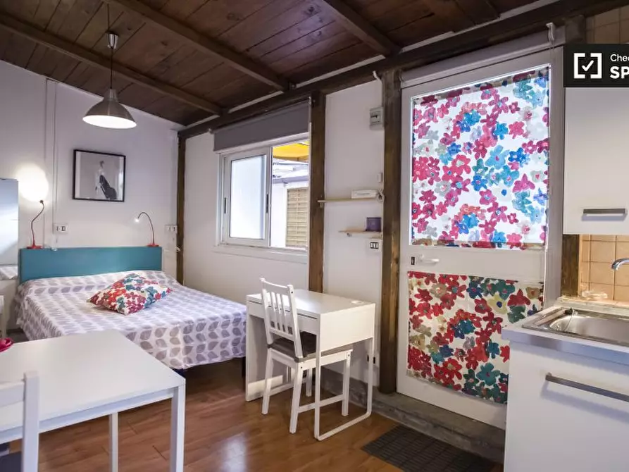 Immagine 5 di Ufficio in affitto  in Via Stefano Infessura, 00179 Roma RM, Italy a Roma