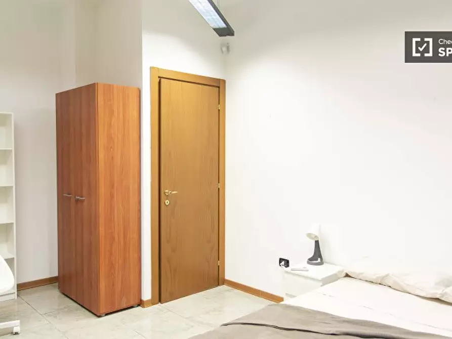 Immagine 4 di Camera condivisa in affitto  in Via di Villa Severini a Roma