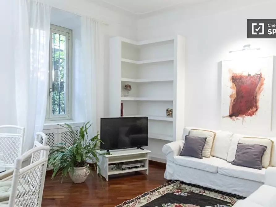 Immagine 6 di Camera condivisa in affitto  in Viale dei Quattro Venti a Roma