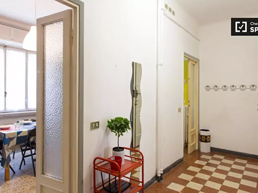 Immagine 11 di Camera condivisa in affitto  in Piazzale Susa a Milano