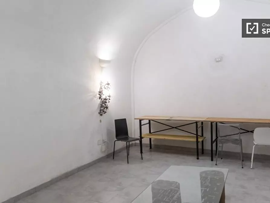Immagine 17 di Appartamento in affitto  in Vicolo del Governo Vecchio a Roma