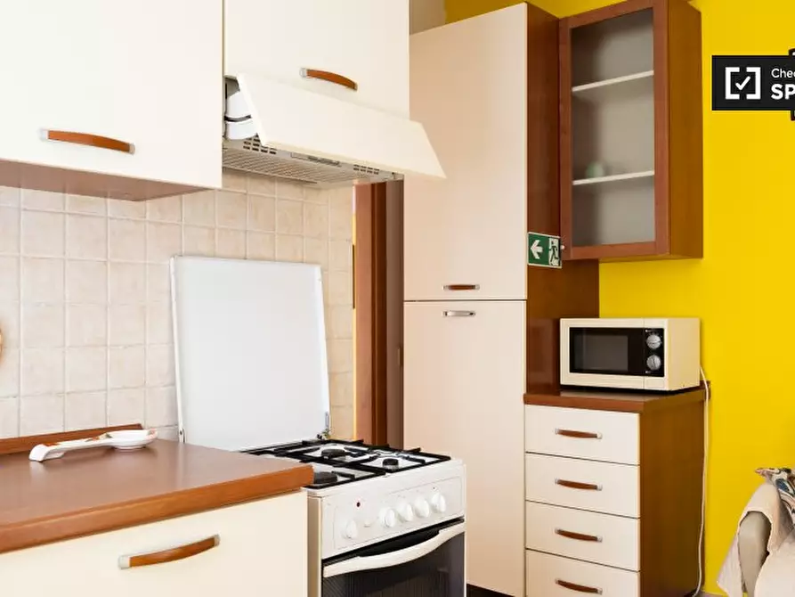 Immagine 12 di Appartamento in affitto  in Via Grottaferrata a Roma