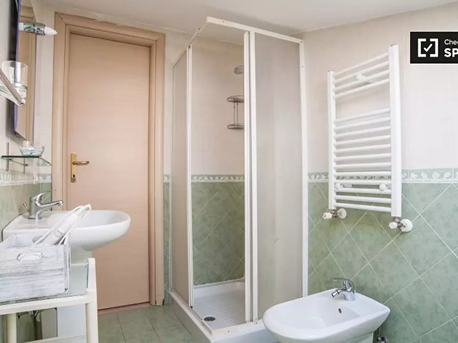 Immagine 6 di Camera condivisa in affitto  in Via Gaeta, 00185 Roma RM, Italy a Roma