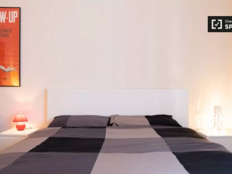 Immagine 2 di Camera condivisa in affitto  in Via Bonaventura Cerretti a Roma