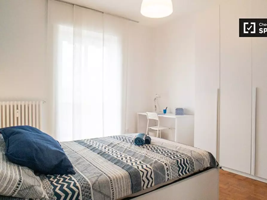 Immagine 3 di Camera condivisa in affitto  in Viale Monza a Milano